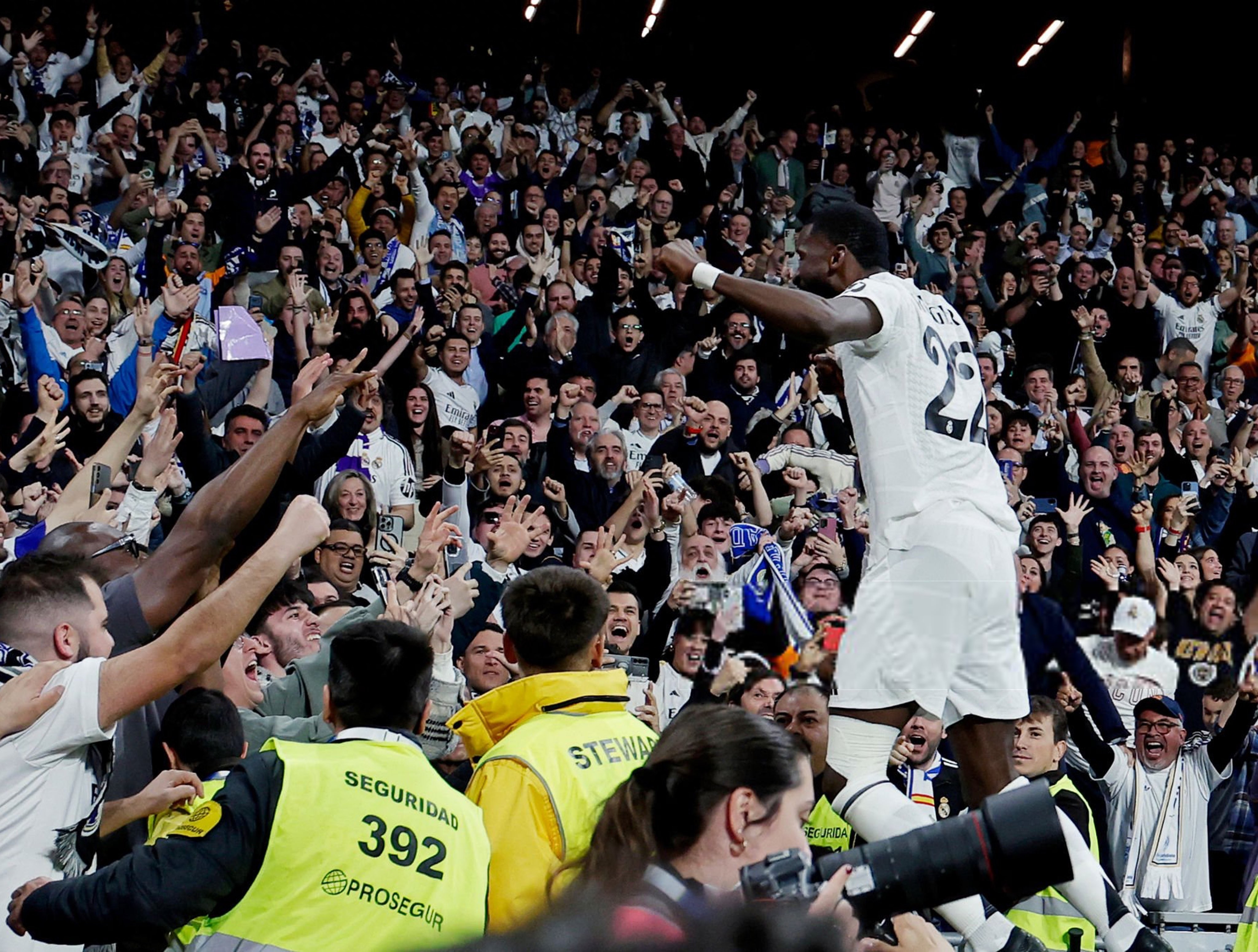 关于皇马客场大胜，助攻王创造进球神迹，振奋人心的信息