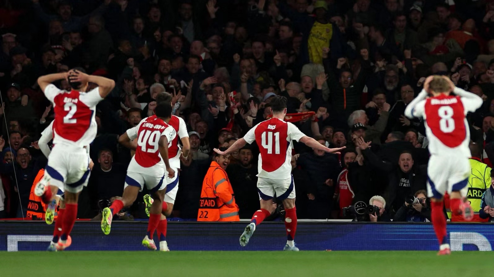 关于马赛队主场不敌对手,遭遇失利,士气大振的信息 关于马赛队主场不敌对手,遭遇失利,士气大振的信息