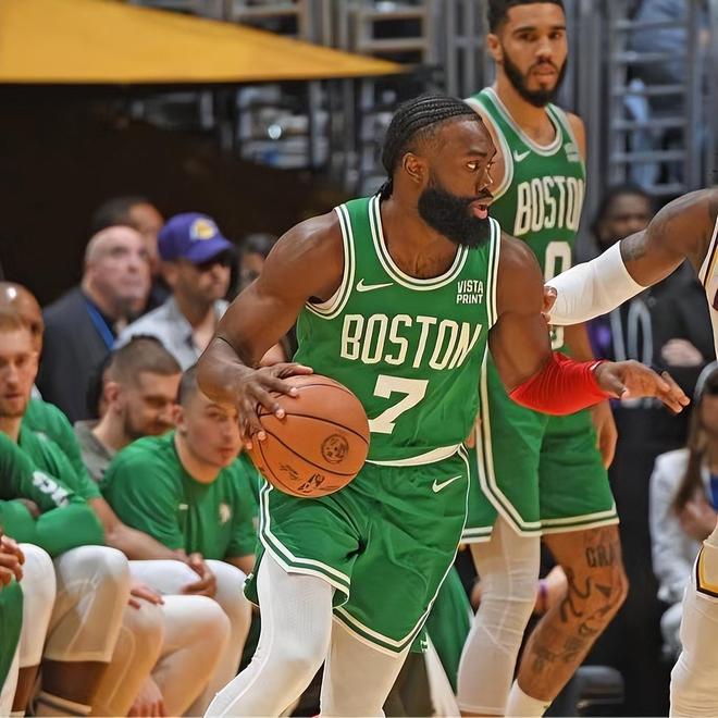 活塞负于凯尔特人,客场遭遇困难重重,引发热议的简单介绍 活塞负于凯尔特人,客场遭遇困难重重,引发热议的简单介绍