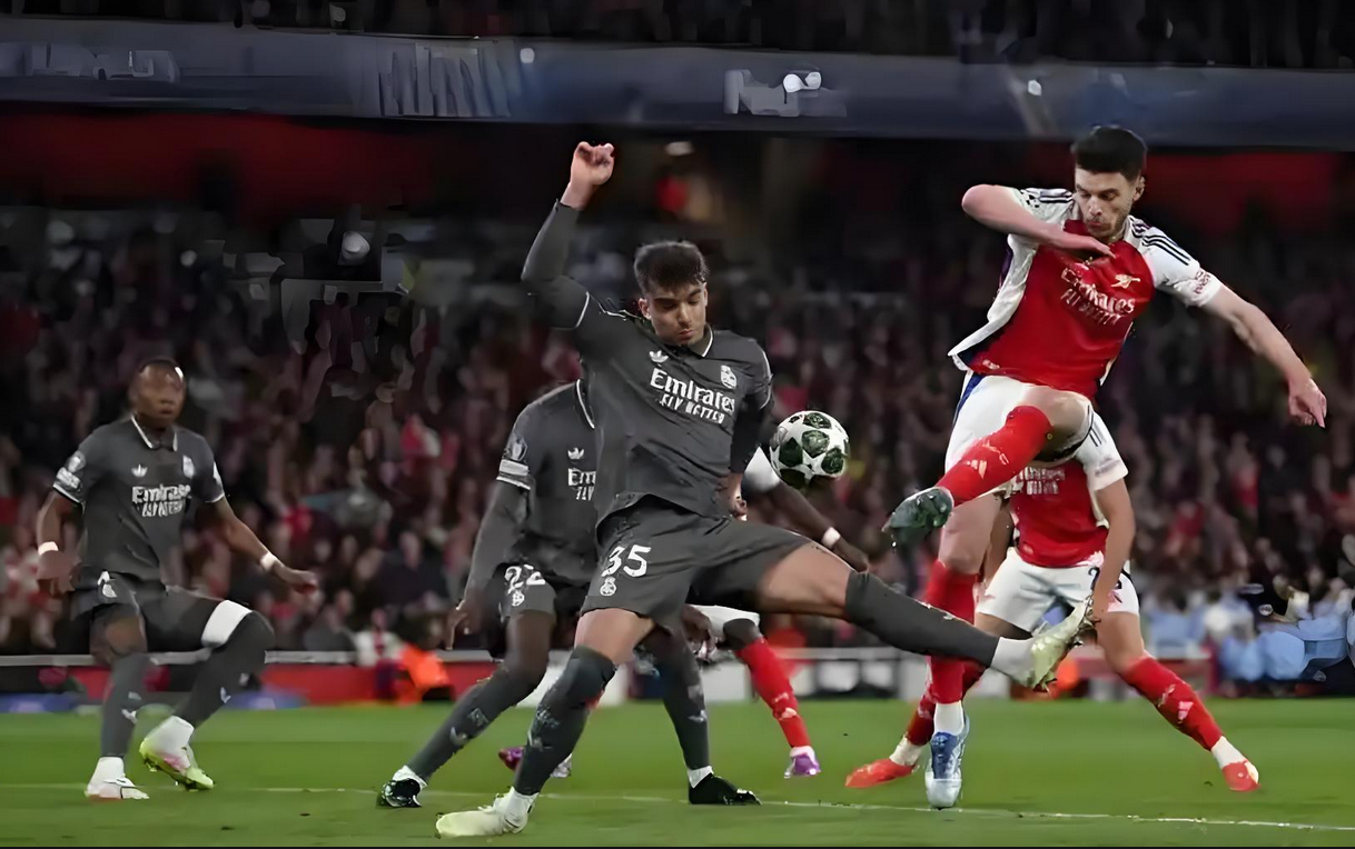 阿森纳欧战渐行渐远，重回主场尽展攻击，引发热议