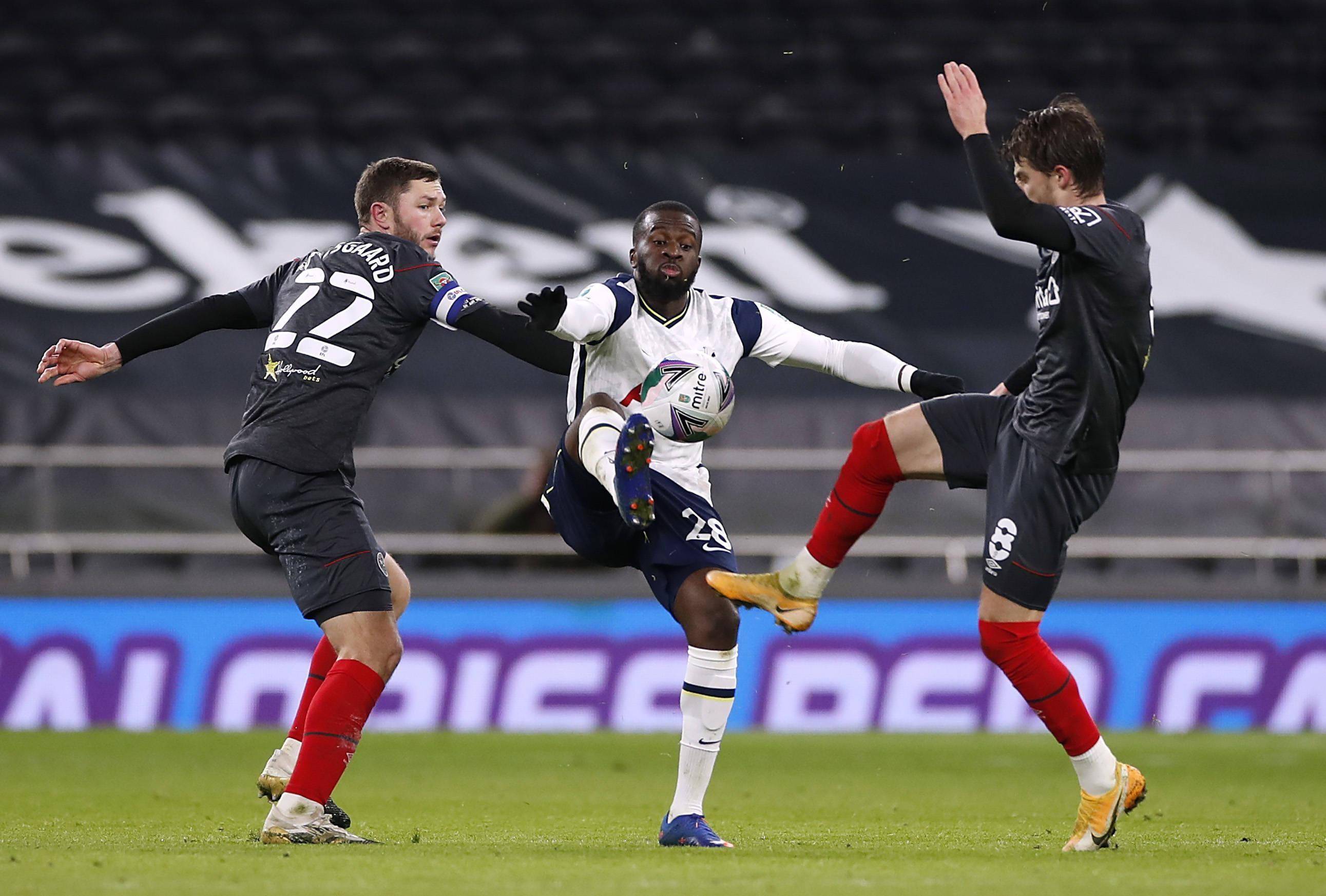 关于热刺中场核心状态神勇，助球队保持优异战绩，士气大振的信息