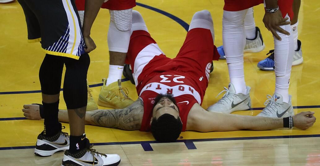 猛龙核心受伤报价表态将继续奉献全力,引发热议 猛龙核心受伤报价表态将继续奉献全力,引发热议