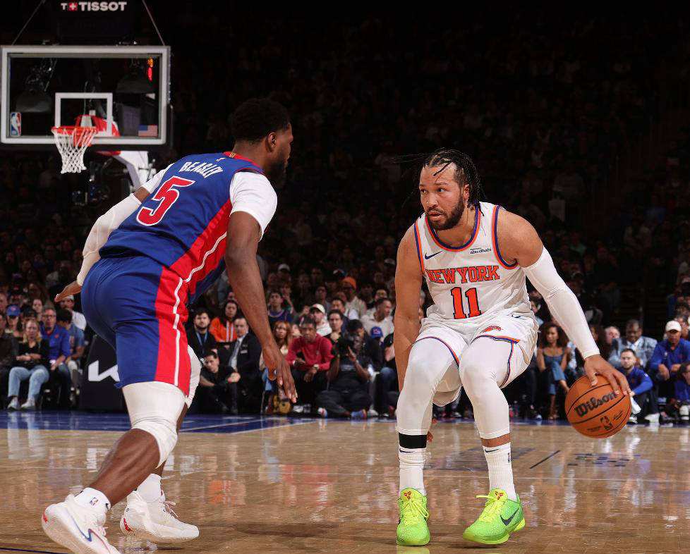 尼克斯球员集体发威砍分胜出,士气大振 尼克斯球员集体发威砍分胜出,士气大振