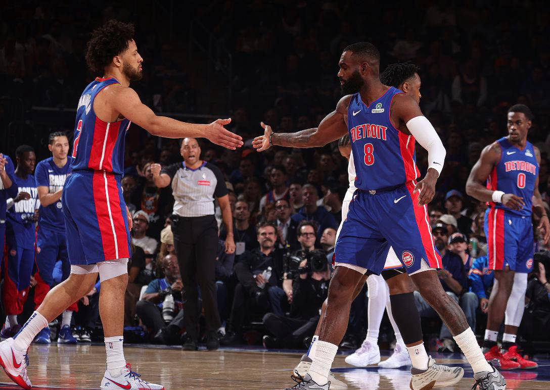 尼克斯球员集体发威砍分胜出,士气大振 尼克斯球员集体发威砍分胜出,士气大振