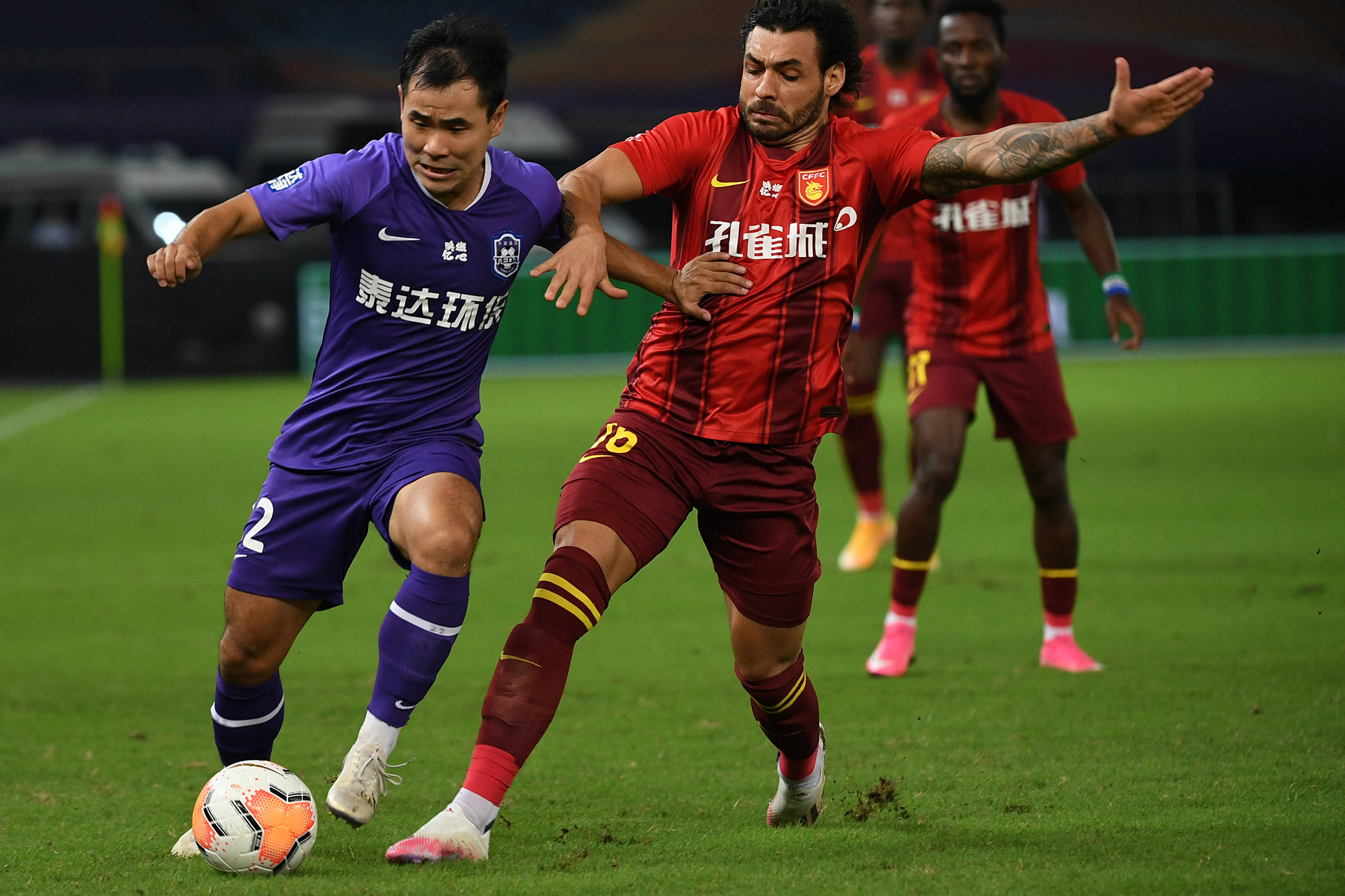 包含天津泰达客场憾负大连人,积分上升乏力,战绩斐然的词条 包含天津泰达客场憾负大连人,积分上升乏力,战绩斐然的词条