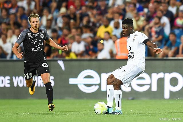 尼斯主场不敌洛里昂,蒙彼利埃喜迎胜利,引发热议 尼斯主场不敌洛里昂,蒙彼利埃喜迎胜利,引发热议