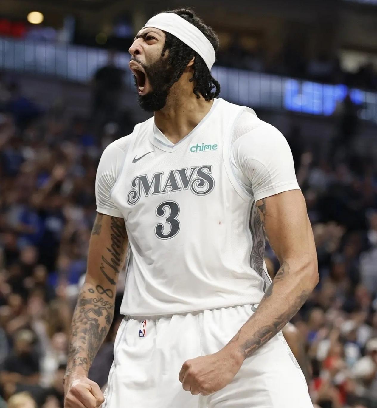 骑士险胜独行侠,乔治刷新纪录 骑士险胜独行侠,乔治刷新纪录