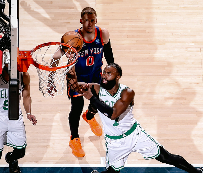 青岛队完胜江苏队,霍勒迪状态火热 青岛队完胜江苏队,霍勒迪状态火热