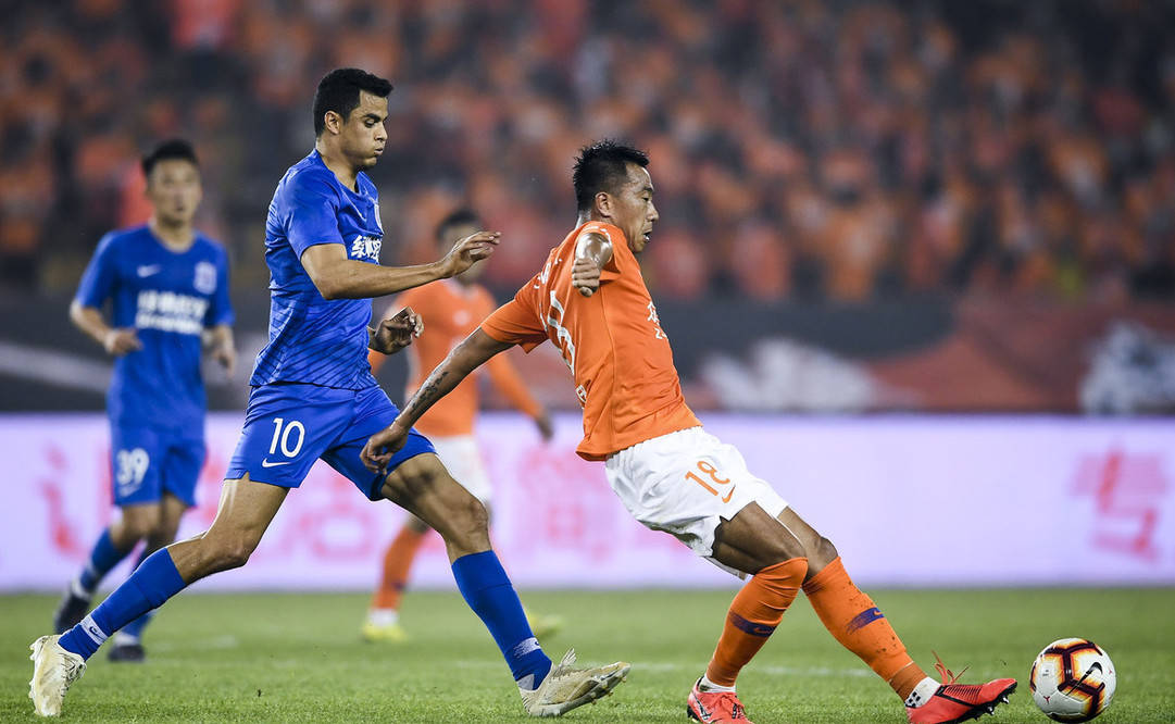 德国队逆转马来西亚队，黄鸭组合状态火热